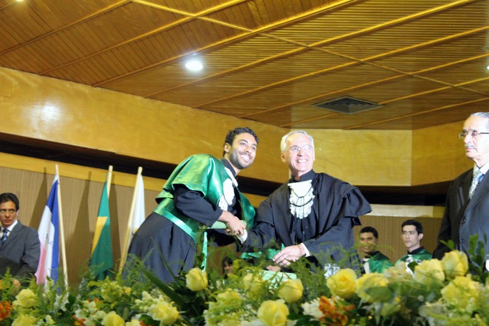 Dr Diego de Castro 