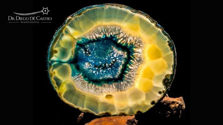 Fatia De Ágata Azul - visão semelhante ao estreitamento das artérias, devido a aterosclerose